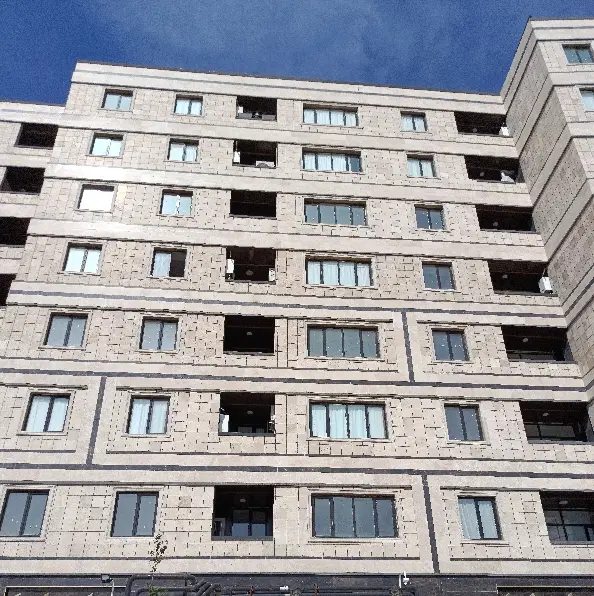 واحد 114 متری فول امکانات لاکچری