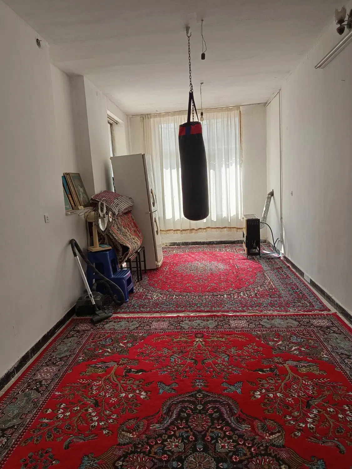 رهن و اجاره خانه ۳۰۰ متری