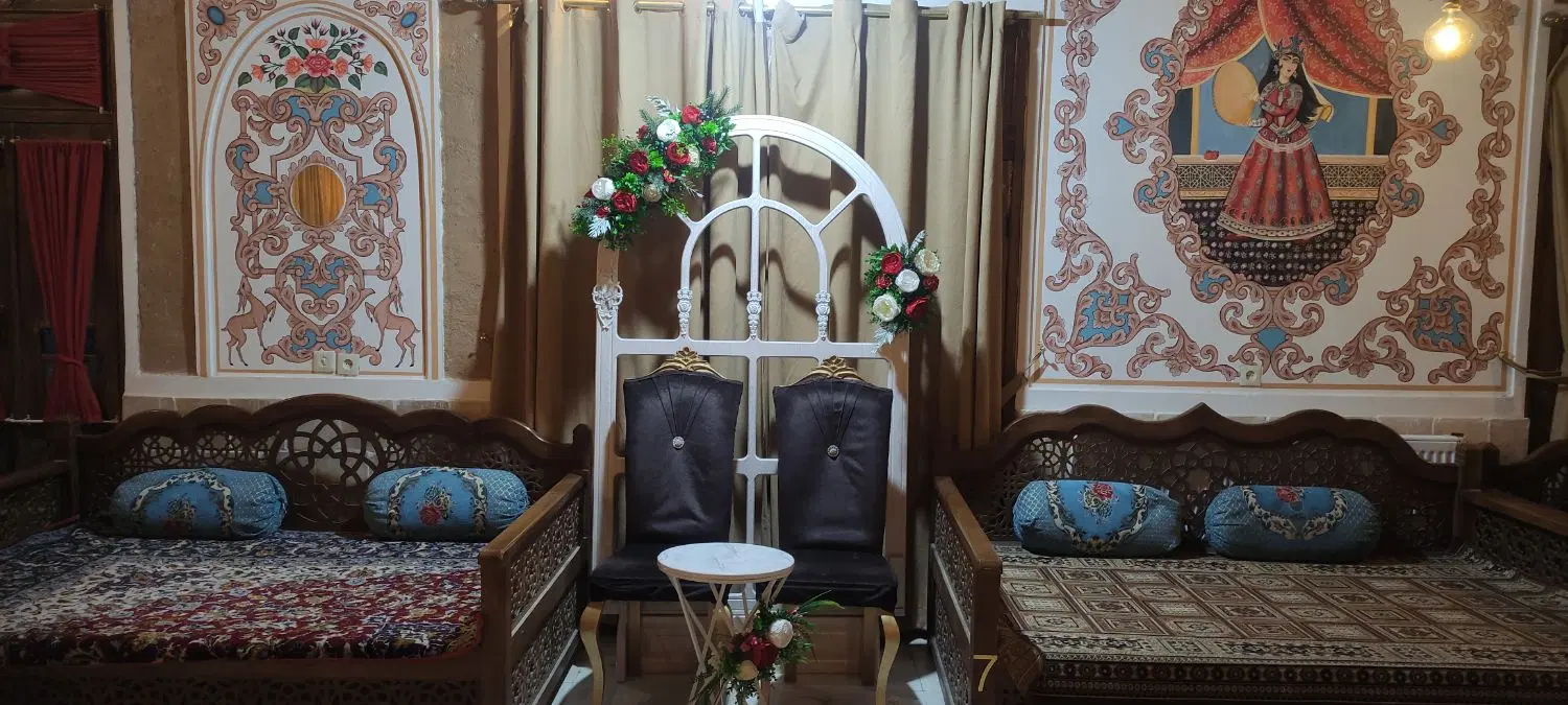 اقامتگاه بومگردی عمارت پدری گرگاب