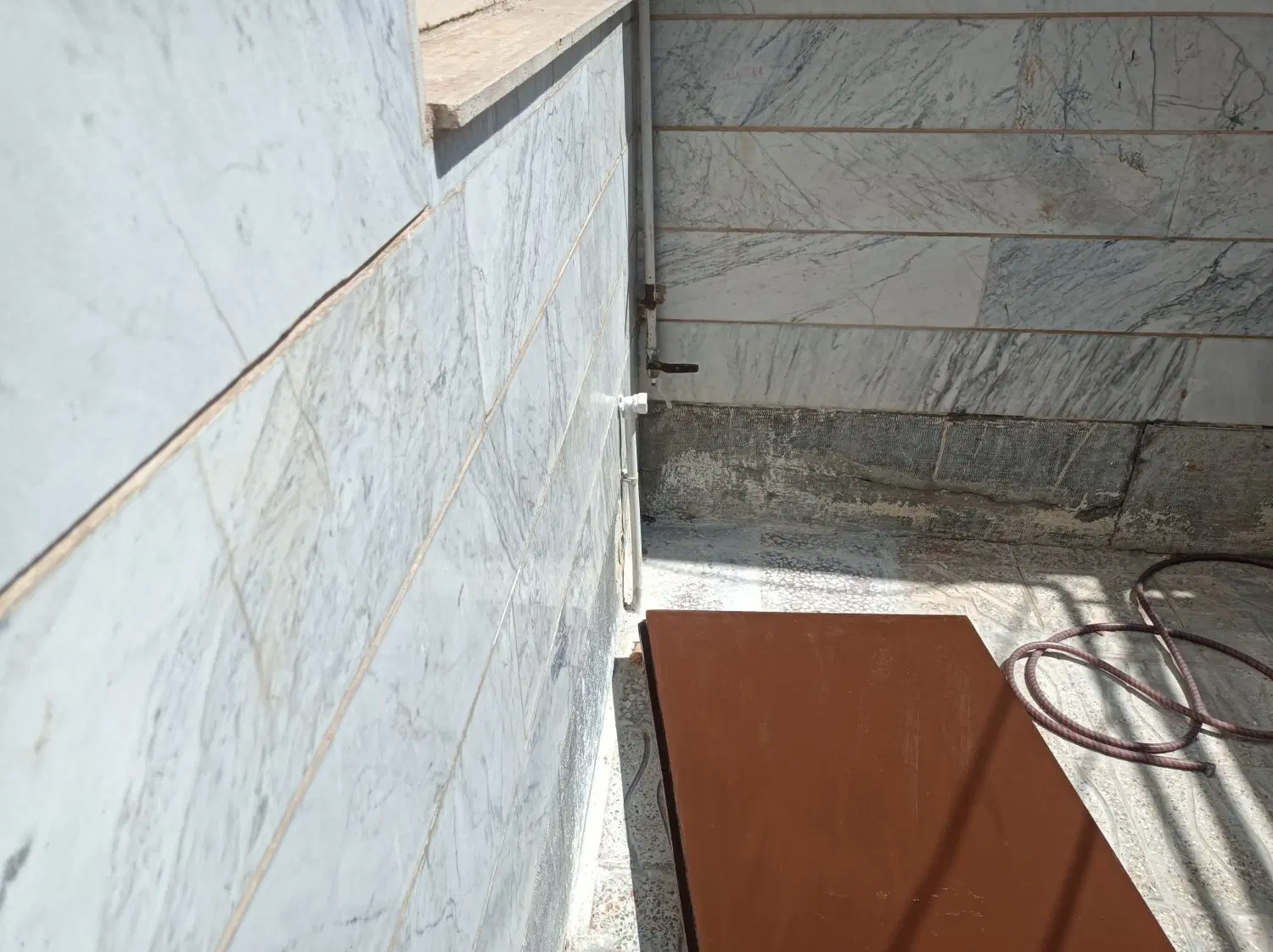 یک طبقه دربست بدون صاحب خانه