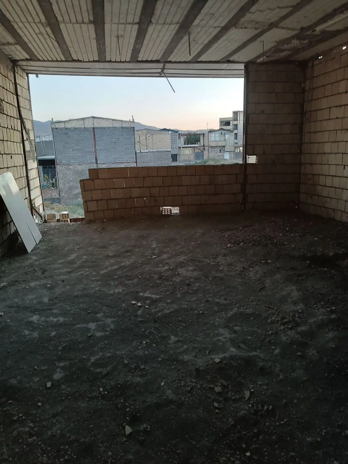 خانه دوطبقه کهریزکیهانشهر