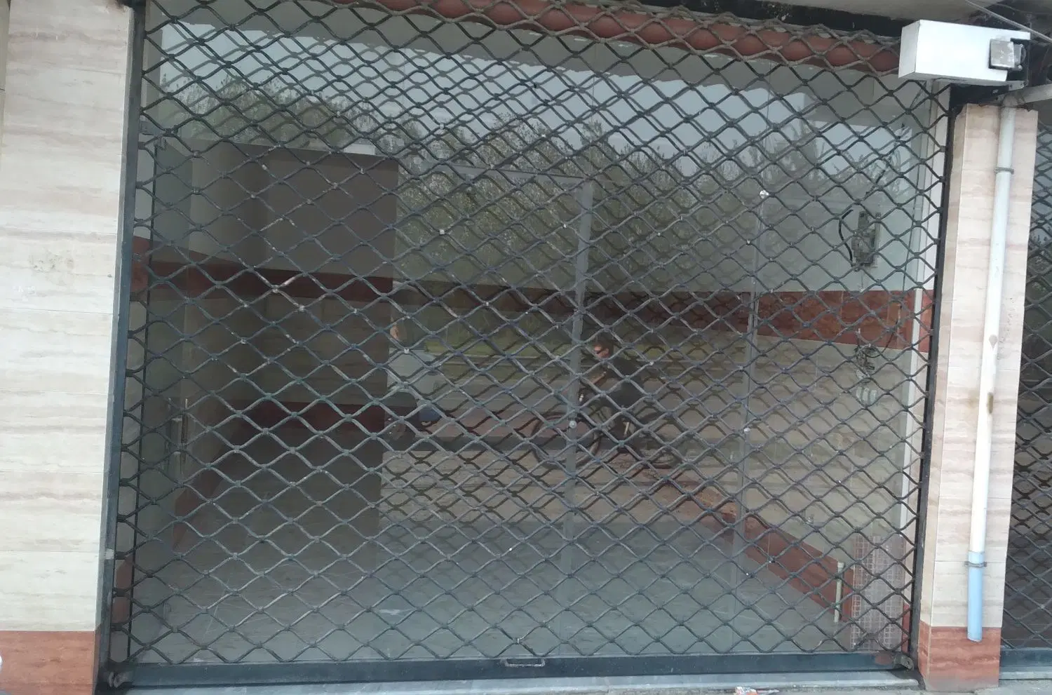مغازه ۳۶ متری