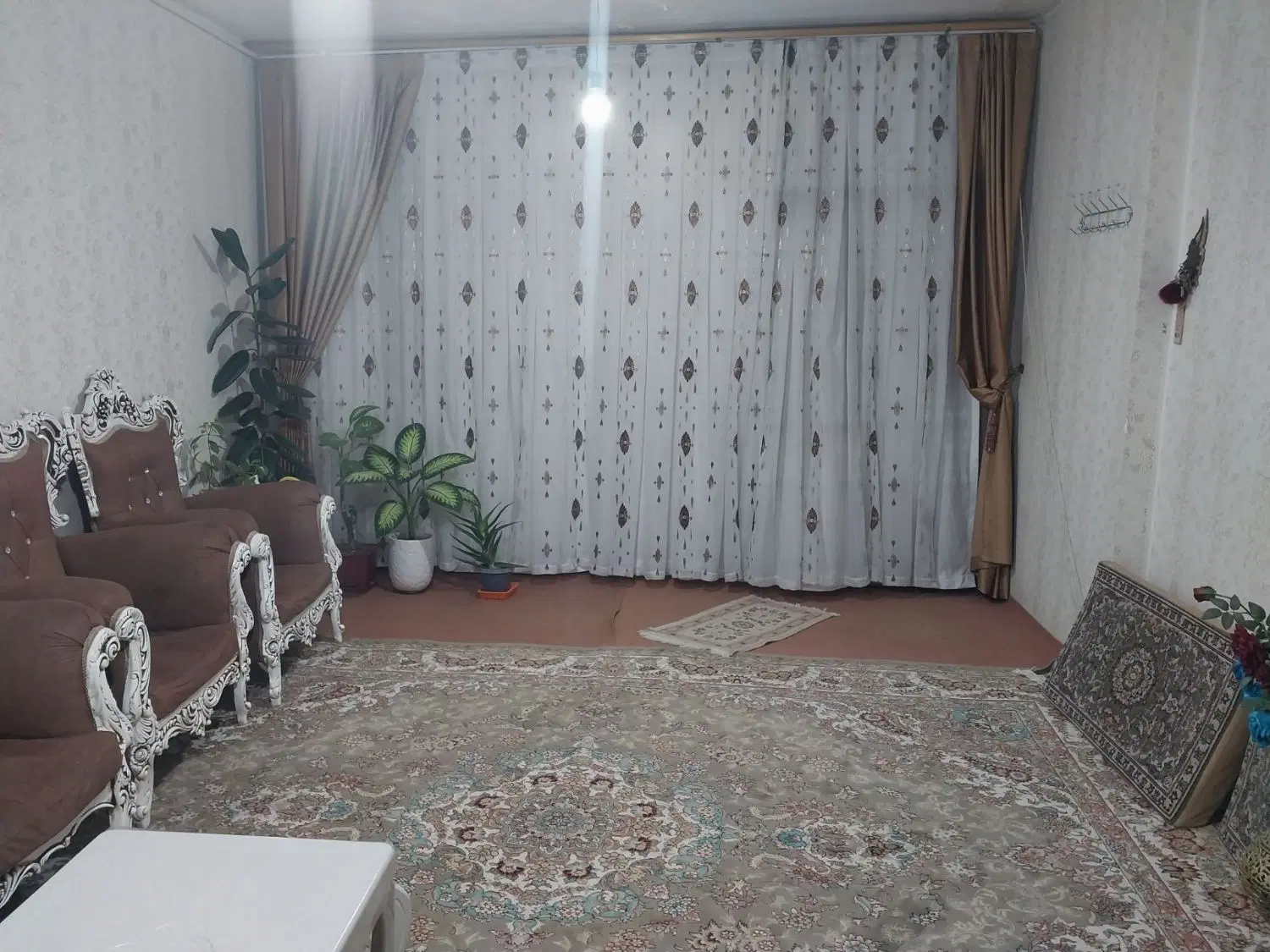 خانه ویلایی شناط پشت خیابان طالقانی شمالی