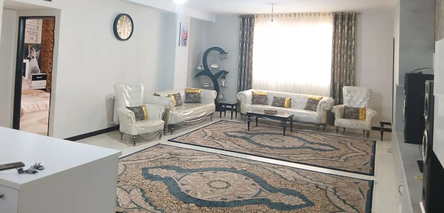 آپارتمان ۱۳۰ متری