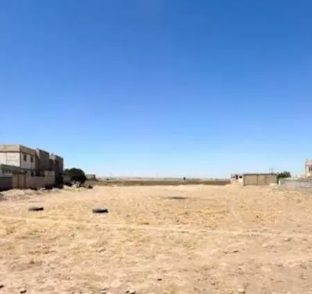 زمین ۲۰۰ متری همراه با سند در شهرستان فریمان