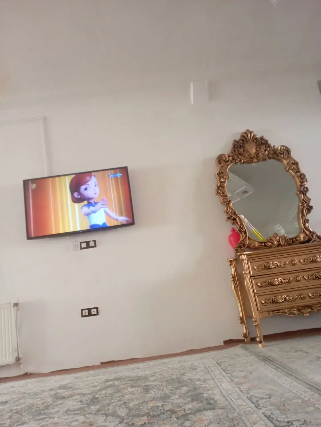 اجاره یه طبقه خونه مسکونی طبقه هم کف راه مشترک