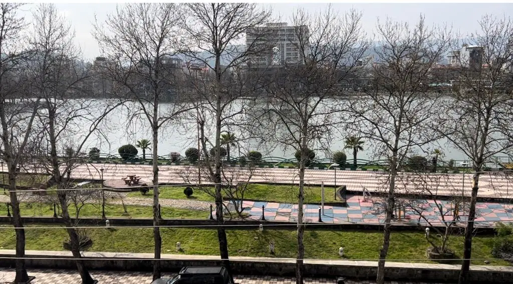 رهن و اجاره خونه ویلایی نزدیک استخر