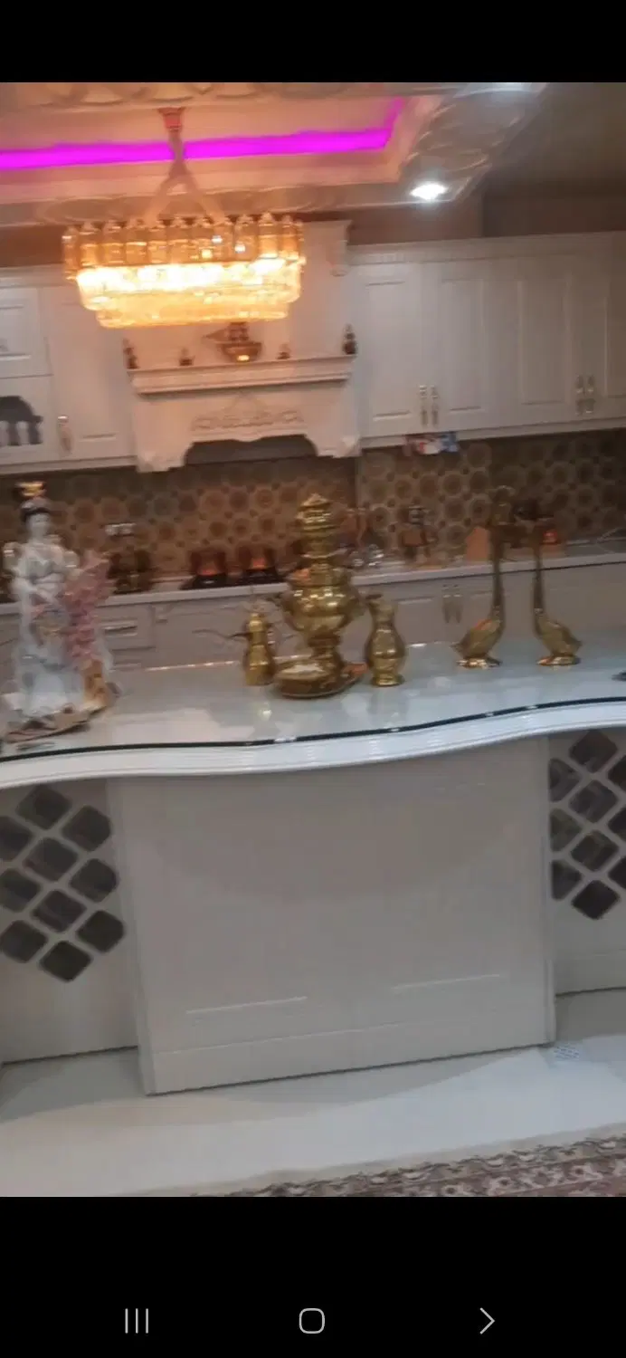 ۲واحد ۱۶۵ متری در دو طبقه بر خیابان بهشتی