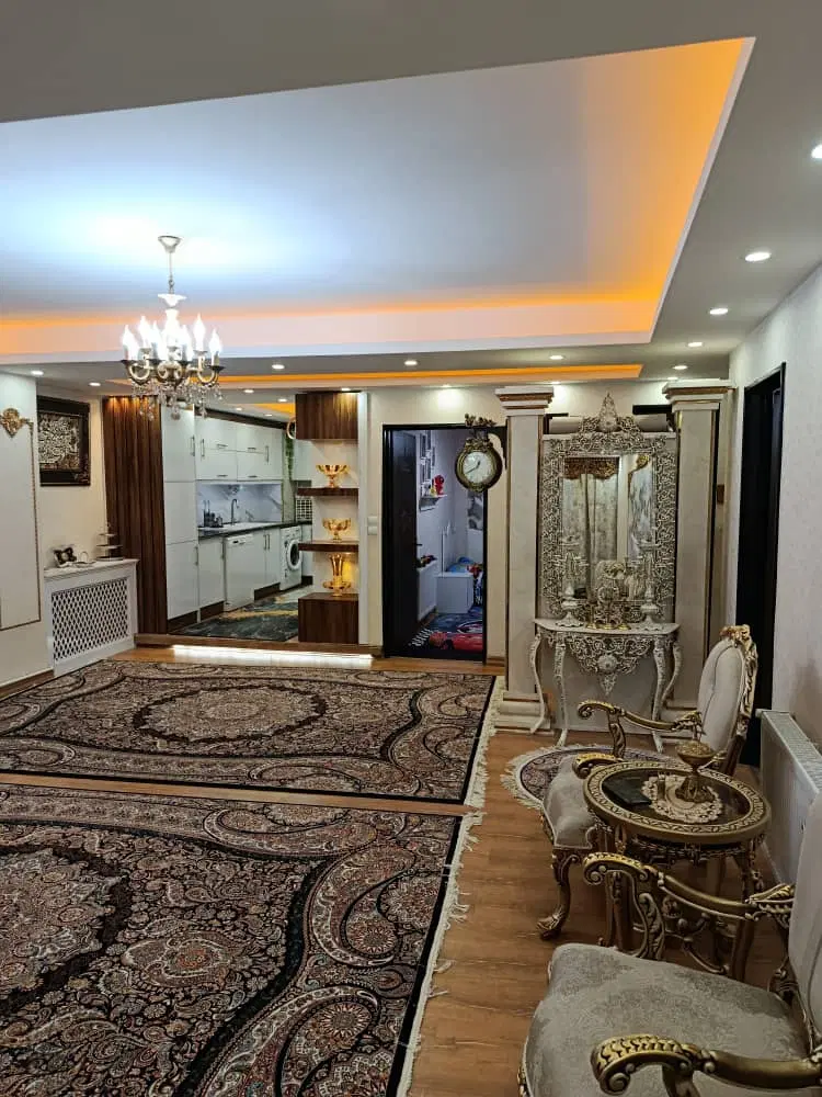 واحد طبقه 5 درعباسی شعغ زاده 120متری