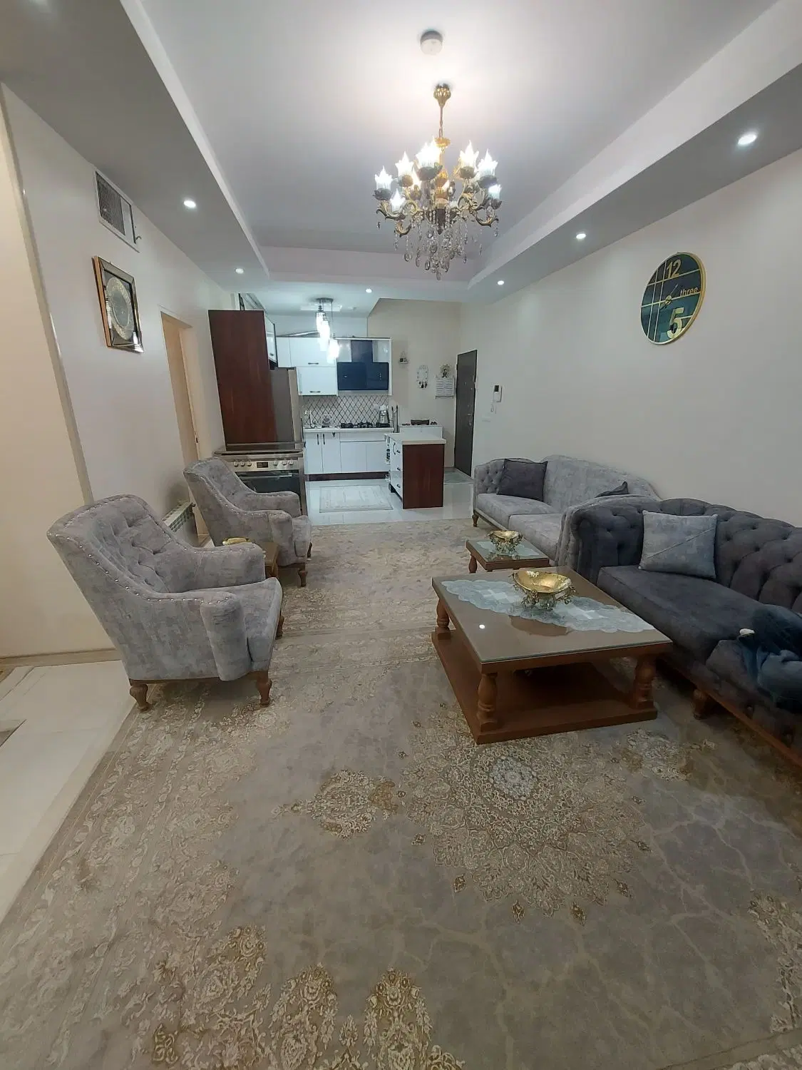 ۷۵متر دو خواب فول امکانات