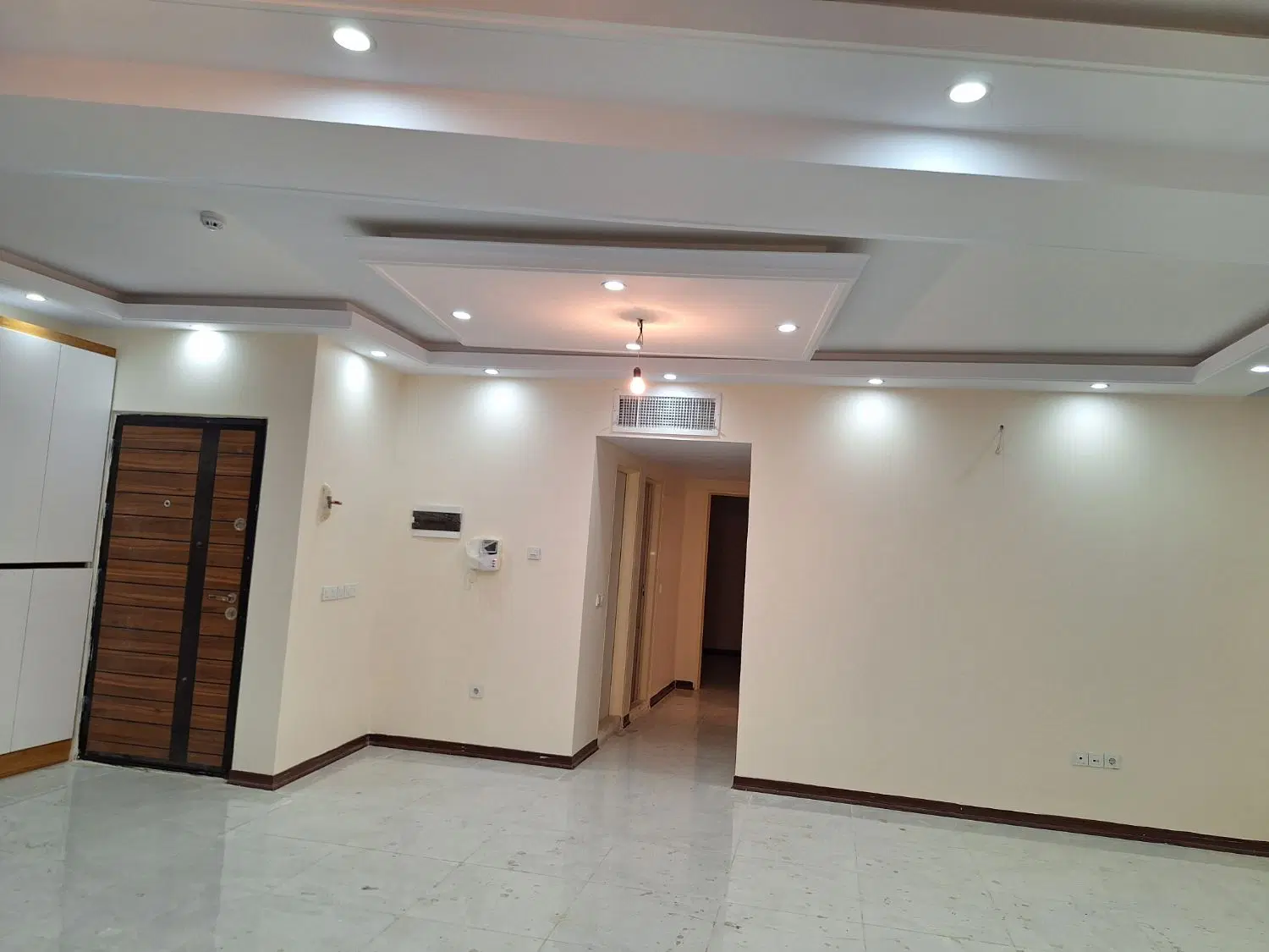 آپارتمان ۱۱۲ متری نوساز کلیدنخورده