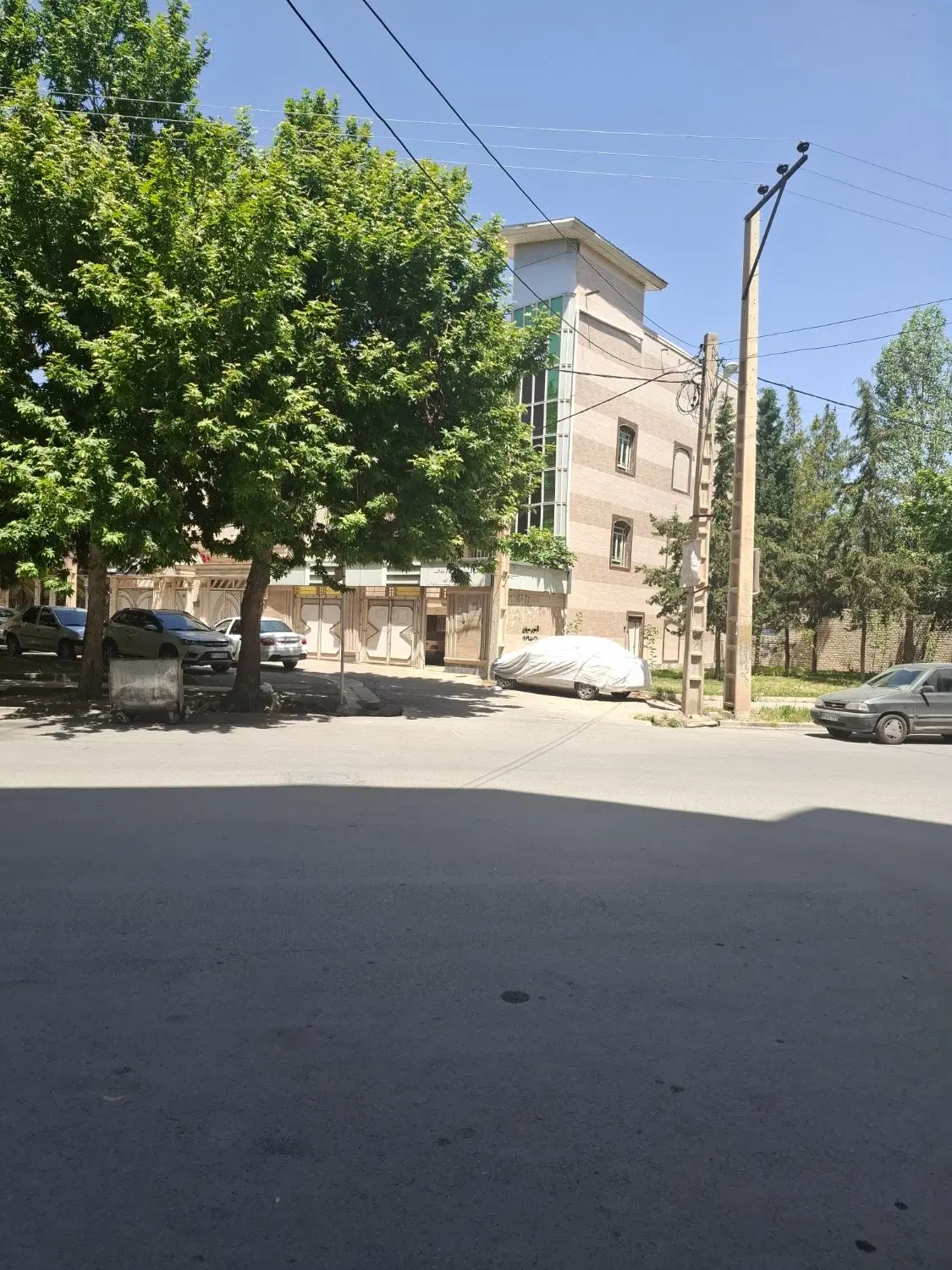فروش ویلایی 3 طبقه
