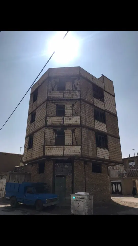 فروش سه واحد ساختمان نیمه کاره
