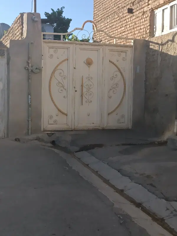 خانه ۲۰۰ متری در بازارک