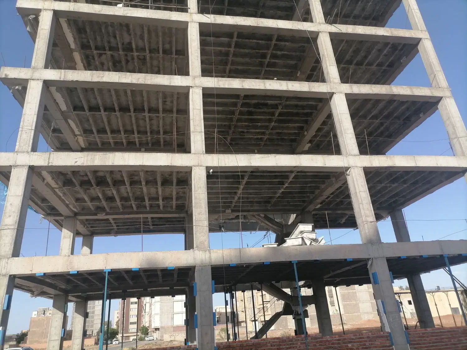 پیش فروش قطعی