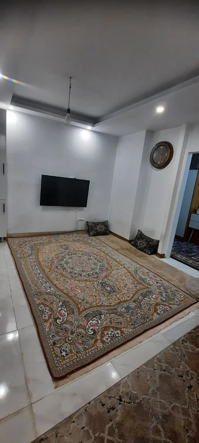 آپارتمان تک خواب