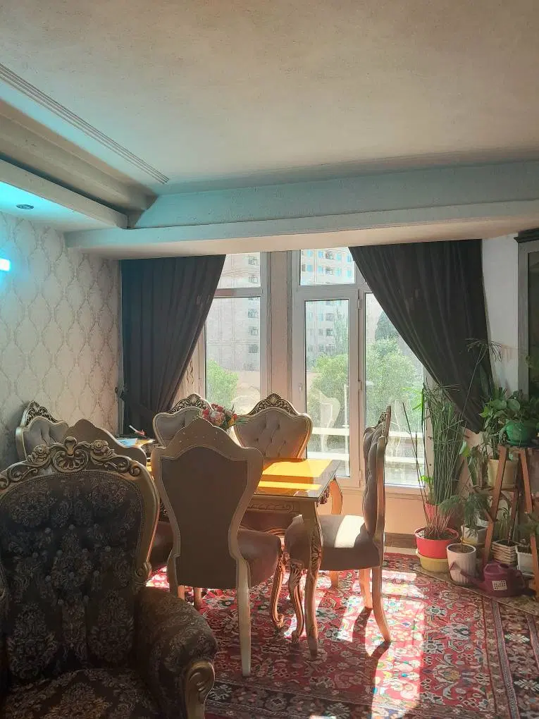 برج مخابرات شریعتی ۱۱۱متر