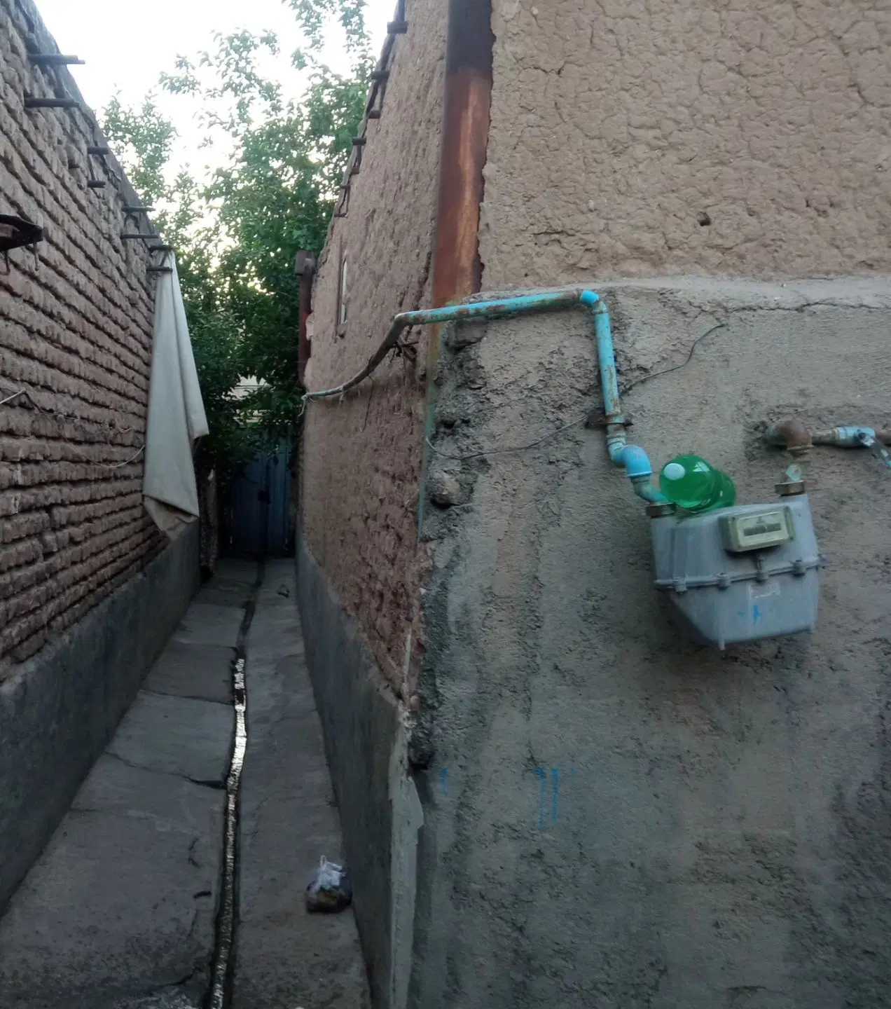 خونه شخصی  حیاط دار داخل کوچه اختصاصی