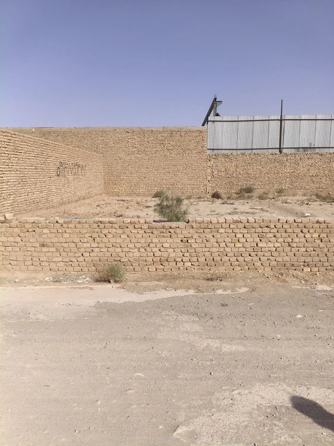 زمین کارگاهی-انباری . یزد،بلوار دشتی، امیرآباد