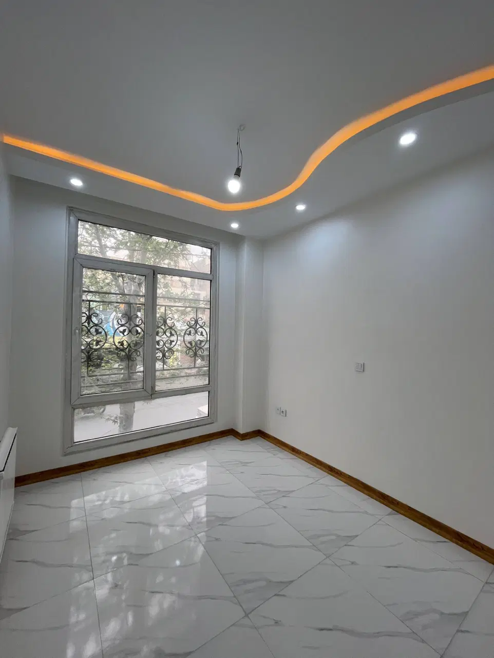 آپارتمان ۷۰ متر با پارکینگ و اسانسور