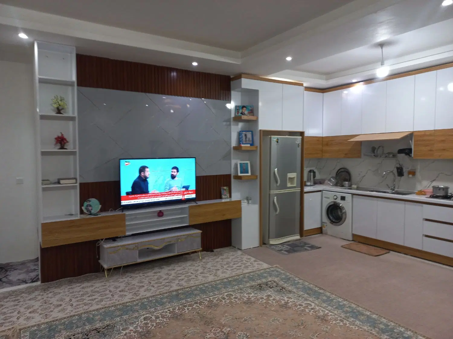 رهن کامل طبقه هم کف راه جدا