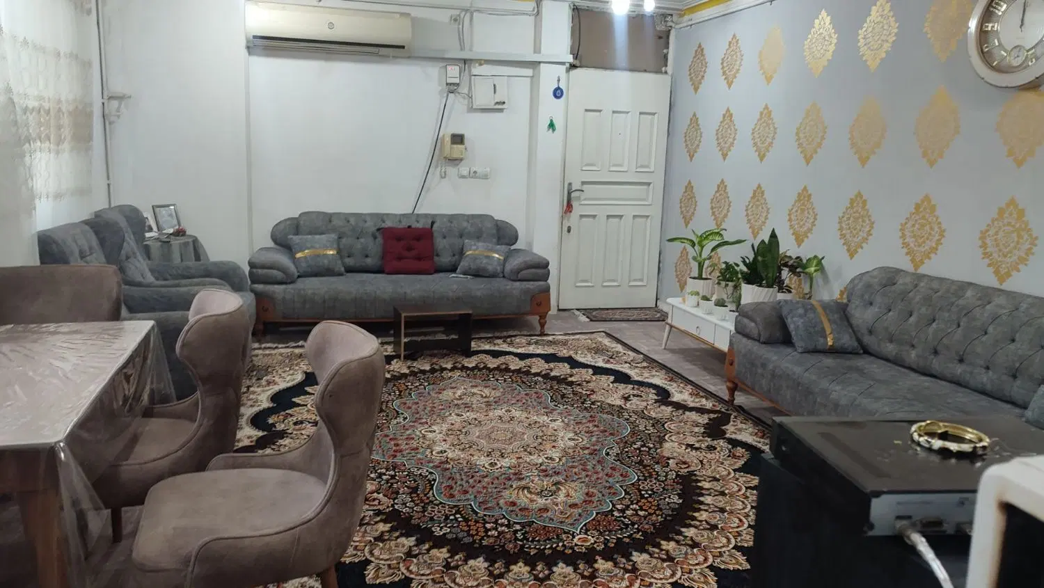 فروش خانه آپارتمان 80متری فاز 1پاداد