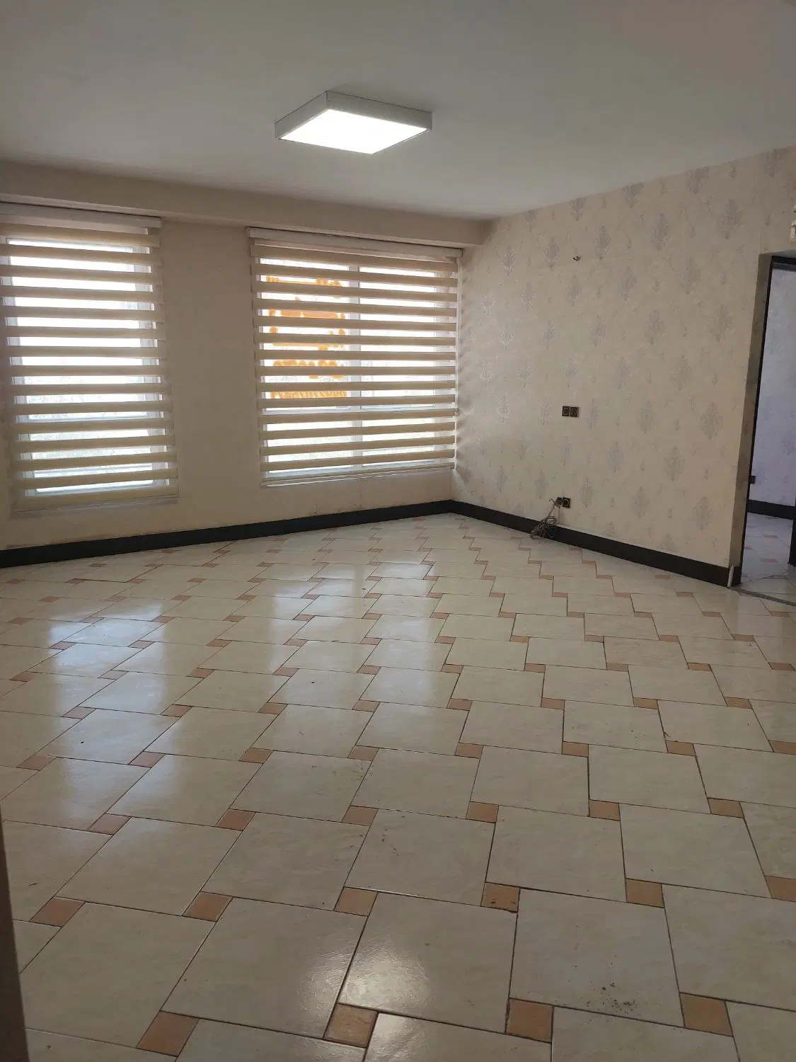 واحد اداری 75 متری رهن برای پزشکی مهندسی دفترکار