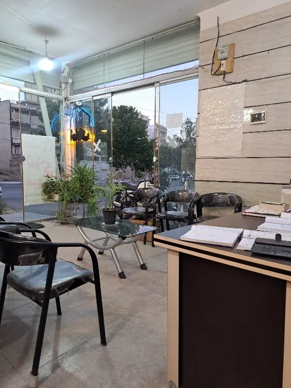 اجاره مغازه ۴۰متربراصلی فاز ۸