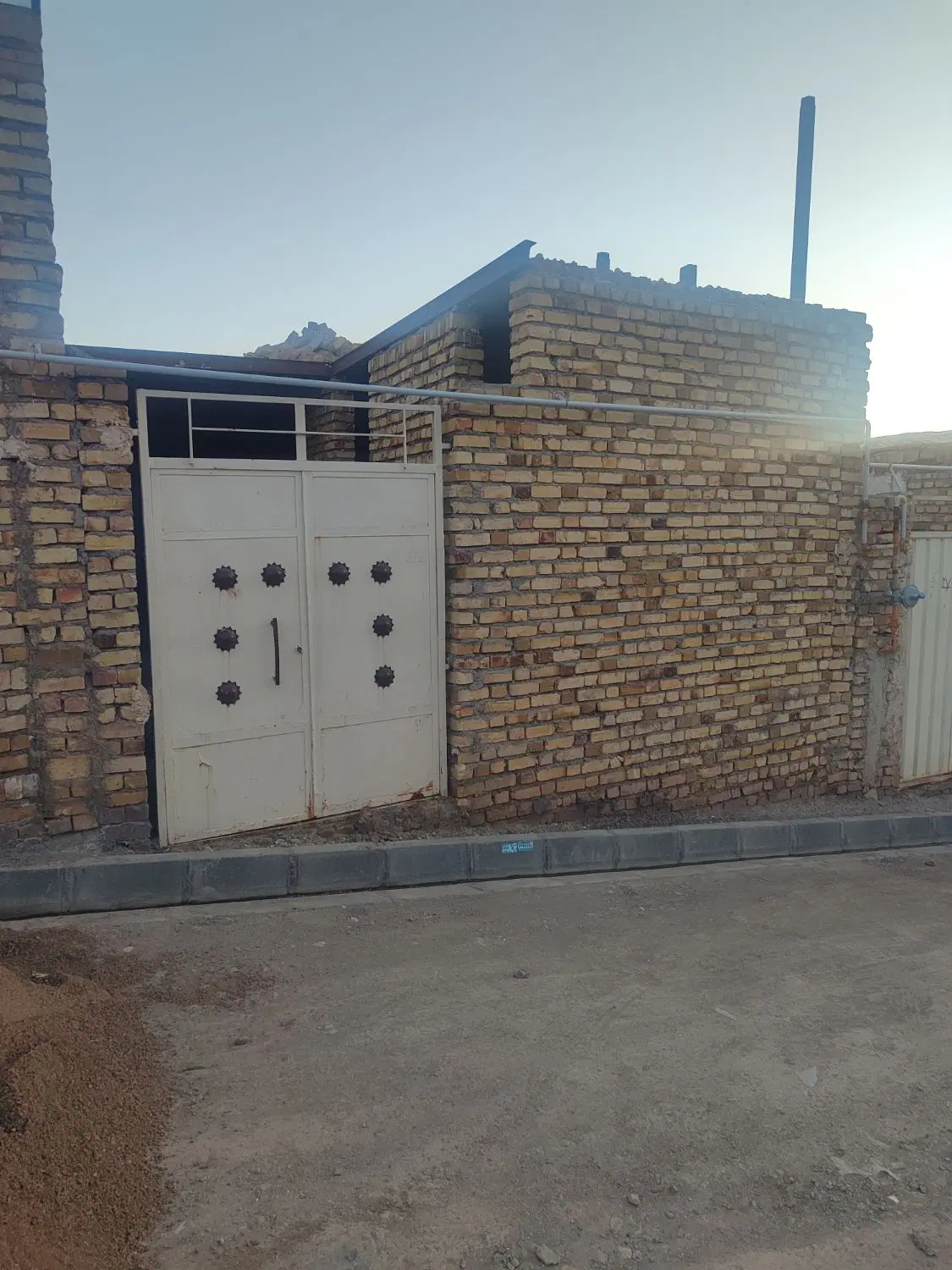 ویلایی نیمه کاره محدود ه
