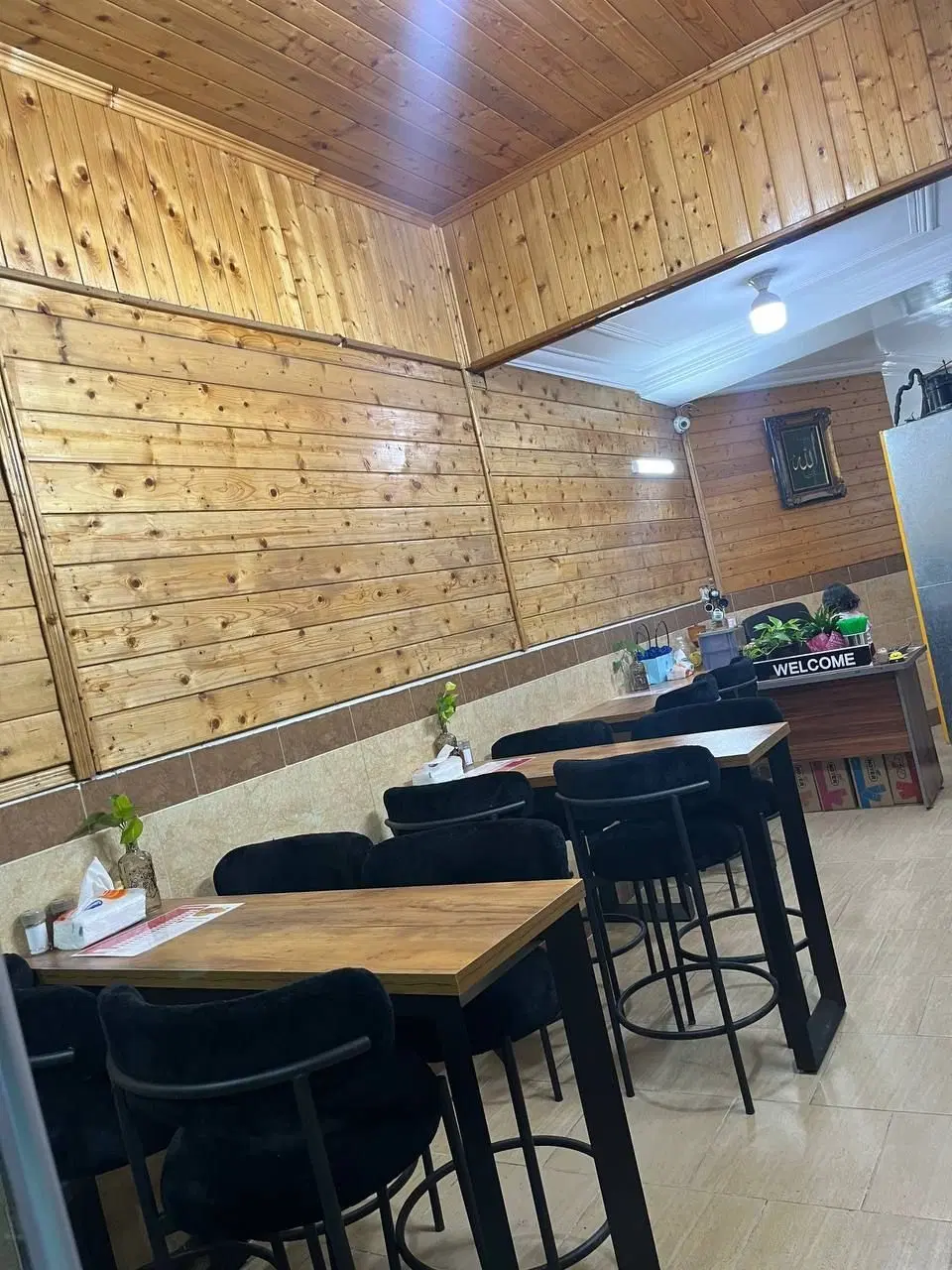فروش مغازه ابتدای چهارشنبه بازار
