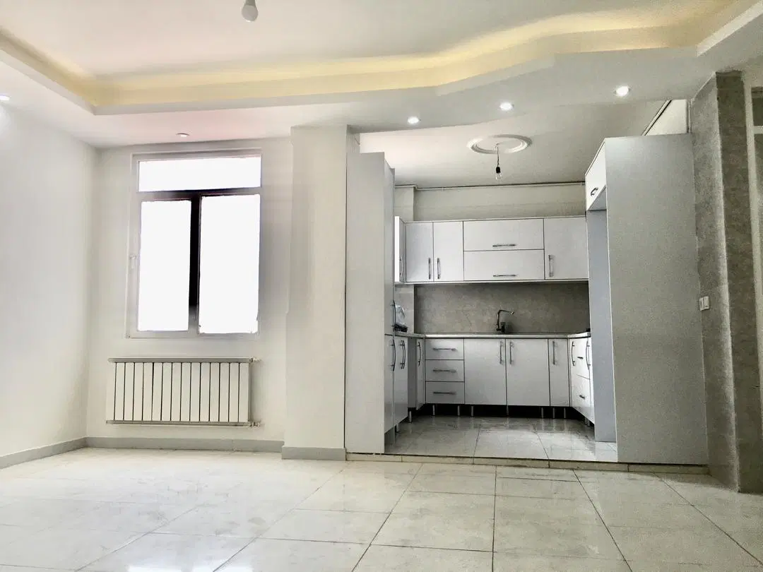 آپارتمان دوخوابه با پارکینگ سندی