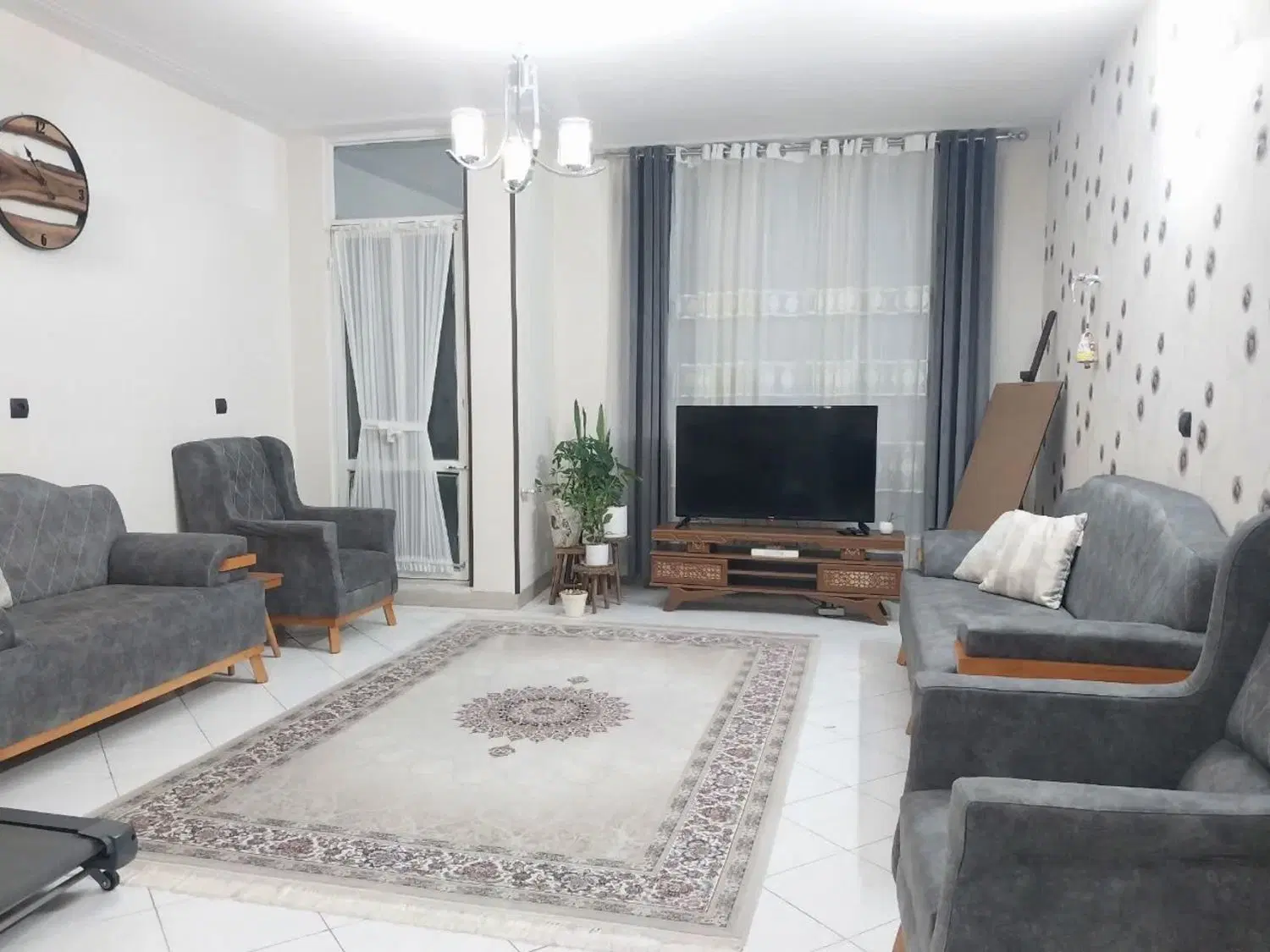 یه خواب ۹۰ متری شیک ۸ واحدی فرگاز