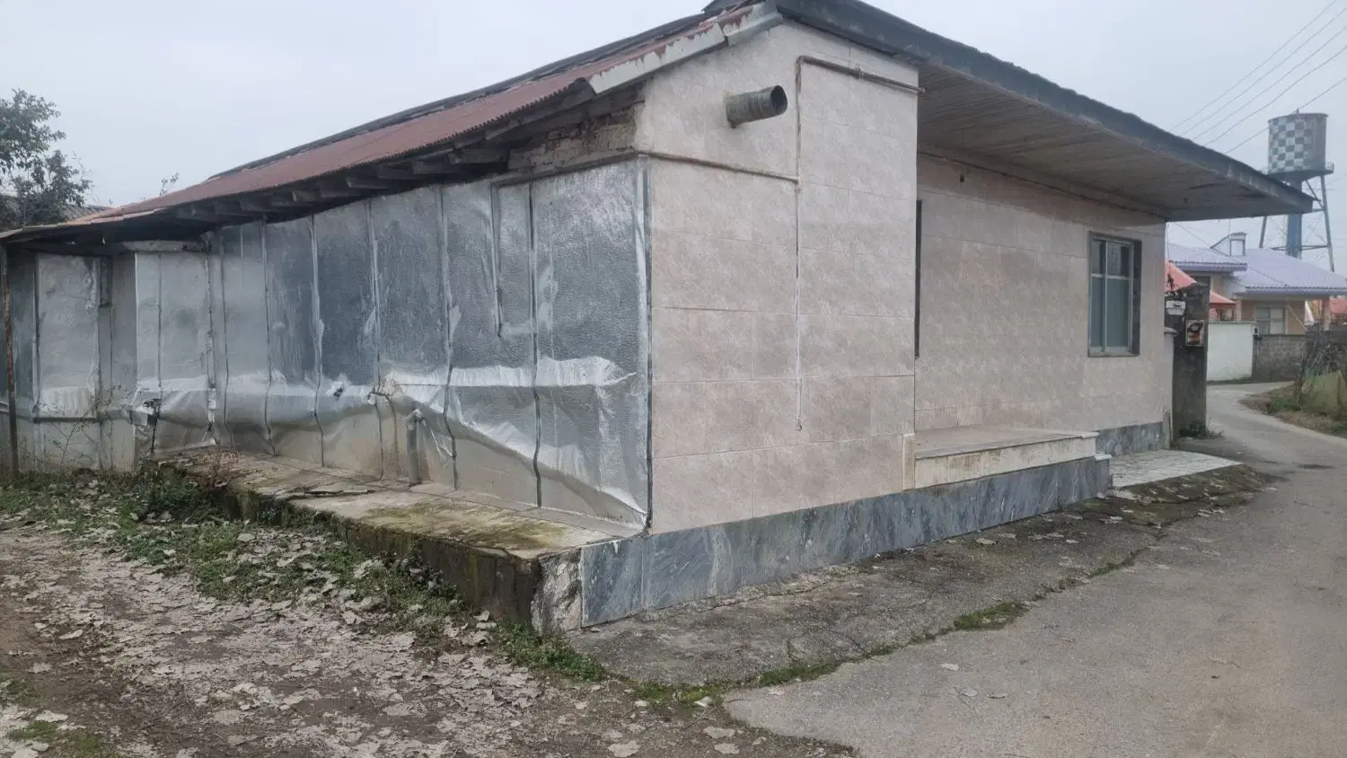 زمین290متر با ملک کلنگی در هندخاله