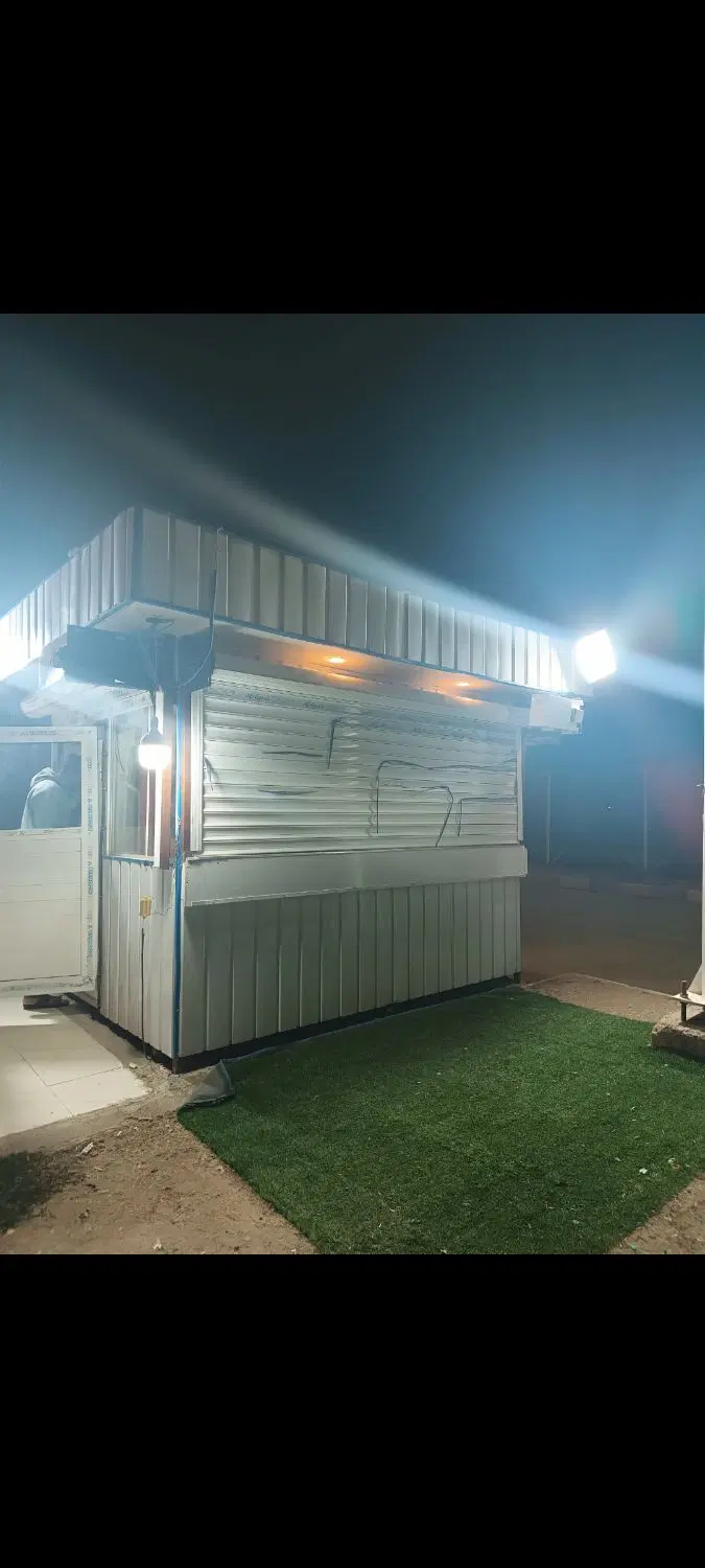 مغازه کانکس با وسایل