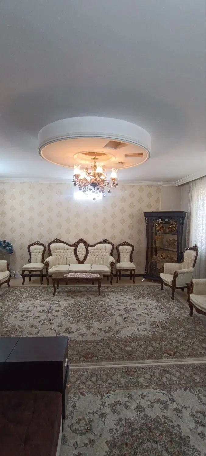 آپارتمان 85 متری