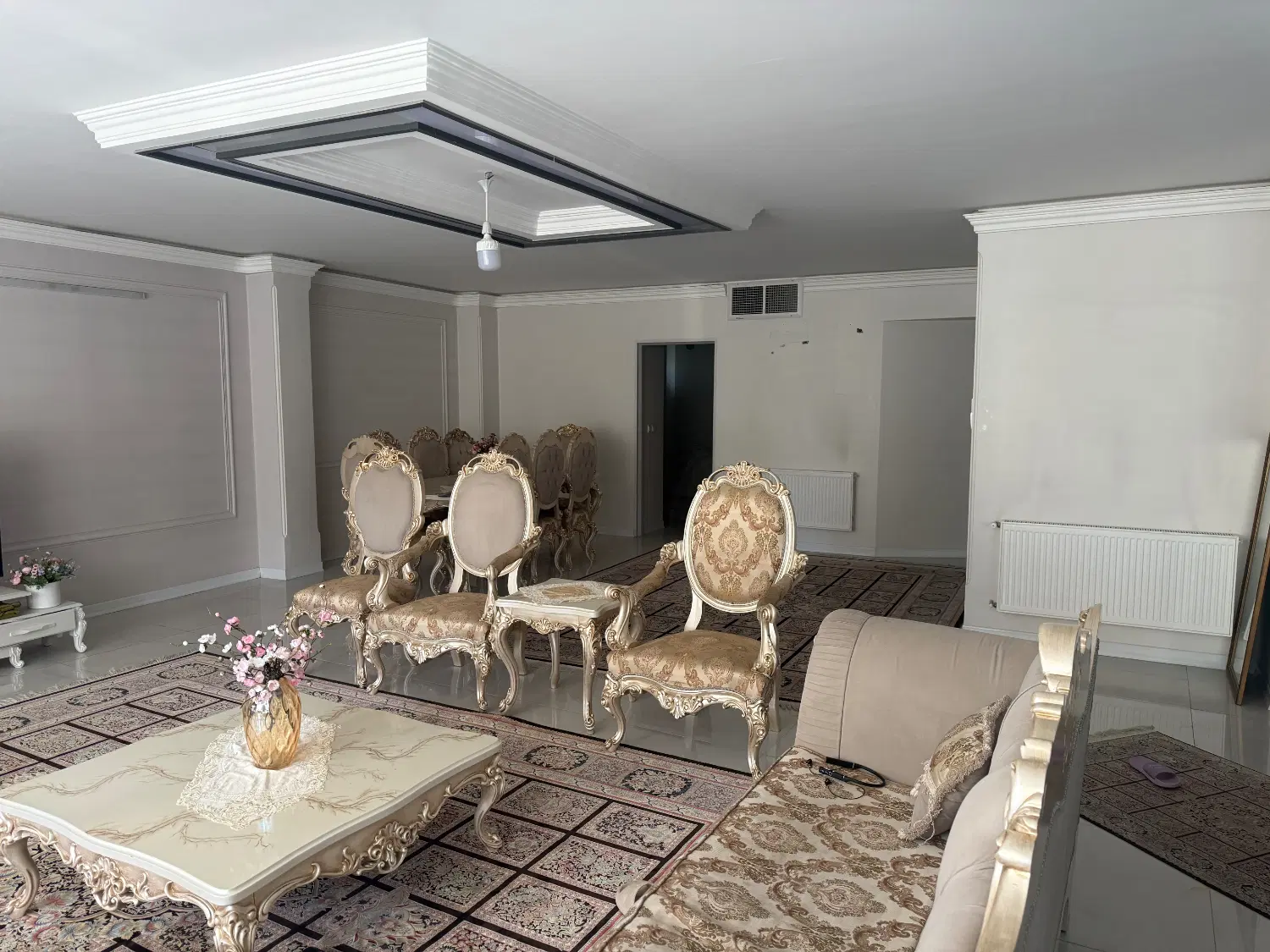 رهن و اجاره ۲۰۰ متری