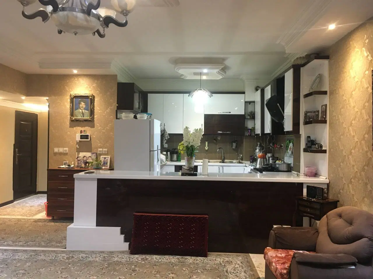 آپارتمان ۸۵ متری عصمتیه سند دار