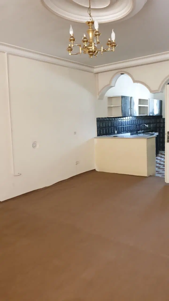 ویلایی دوطبقه اول امامیه