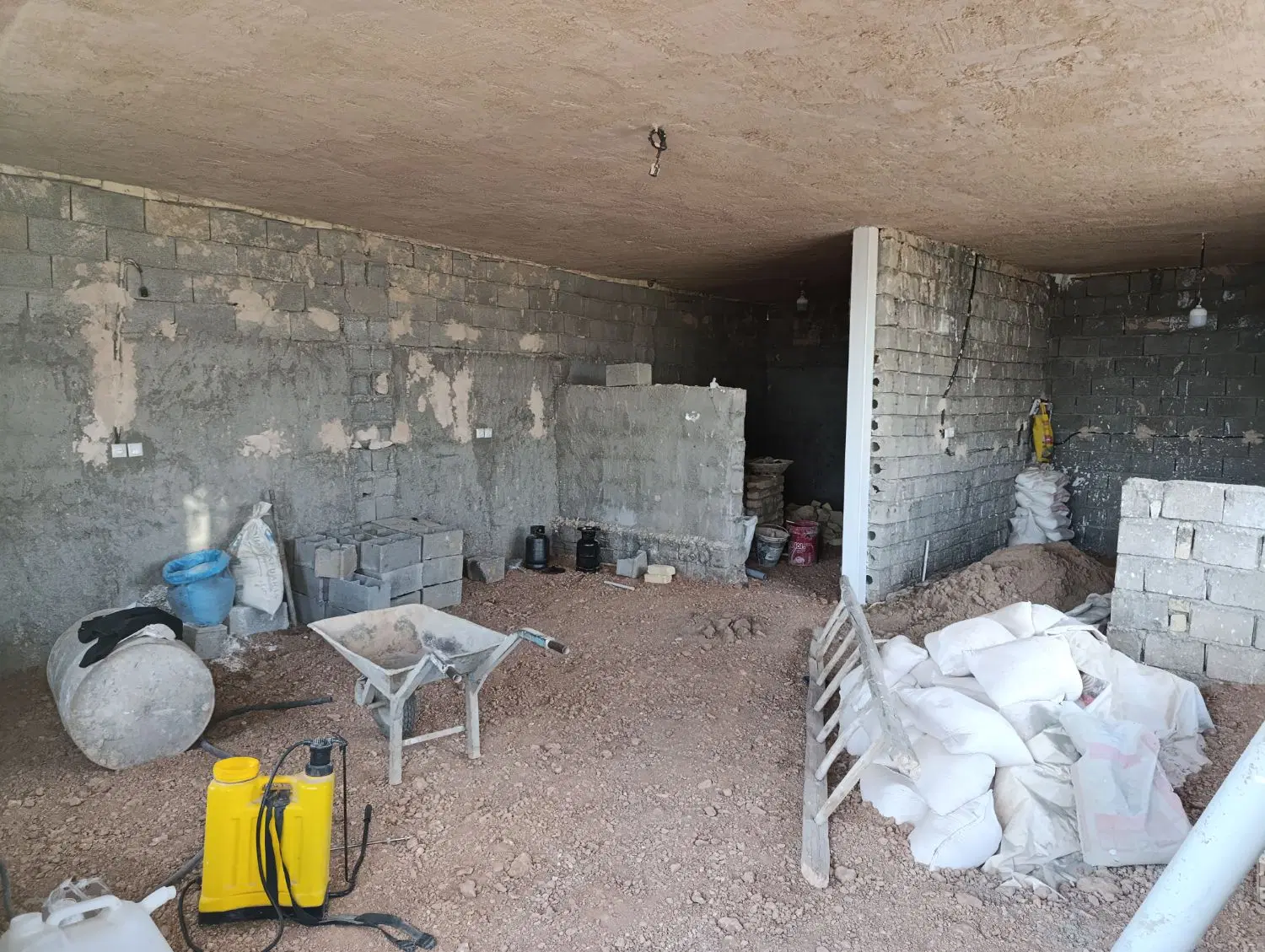 باغ نزدیک مسکونی کافشان