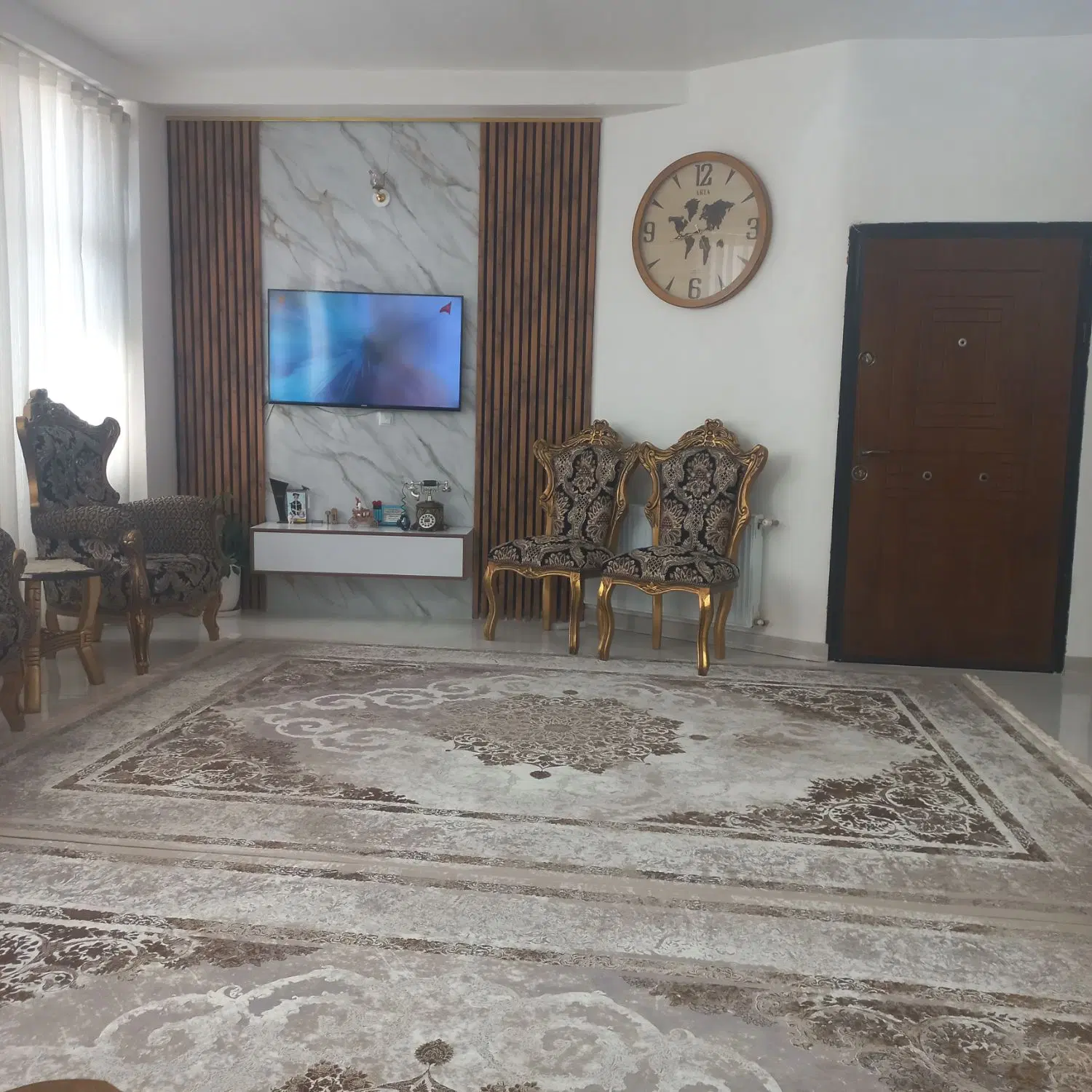 آپارتمان ۸۵ متری چهار راه حسینیه