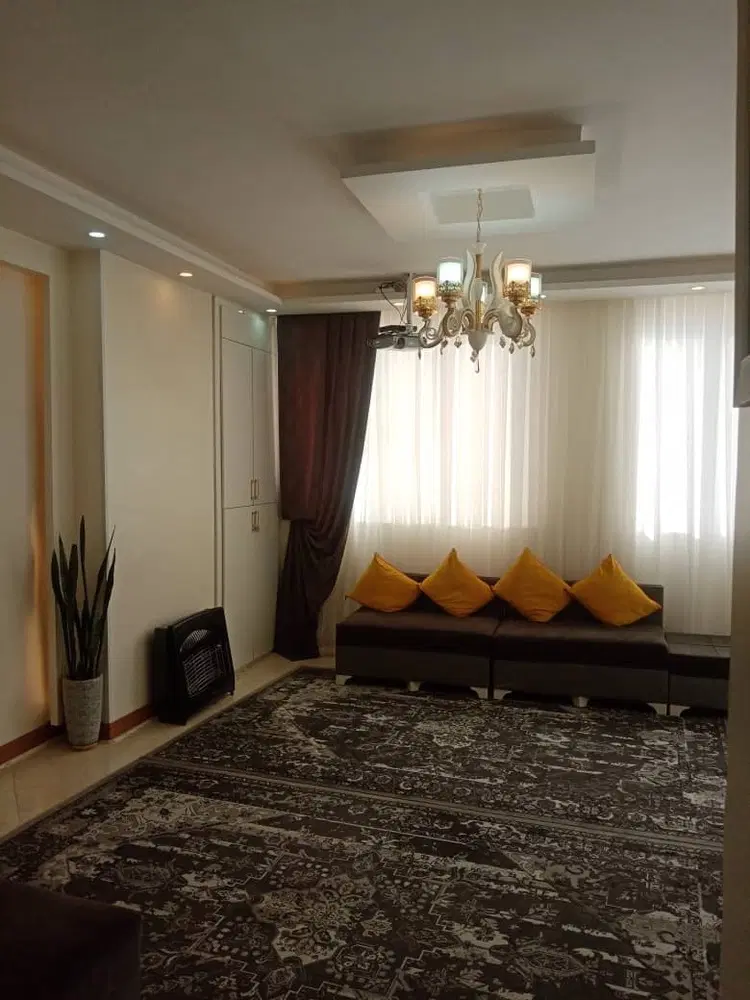 ۷۰ متر _ مناسب جهیزیه فول _ چهارراه مخابرات