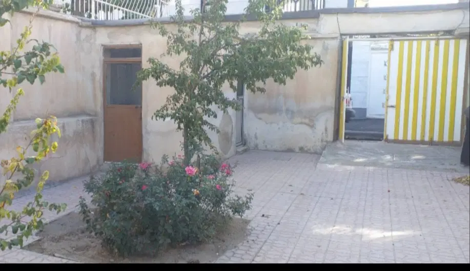 منزل مسکونی سنددار ۳۰۶ مترمربع بفروش میرسد