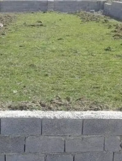 زمین به مساحت ۴۱۱ متر