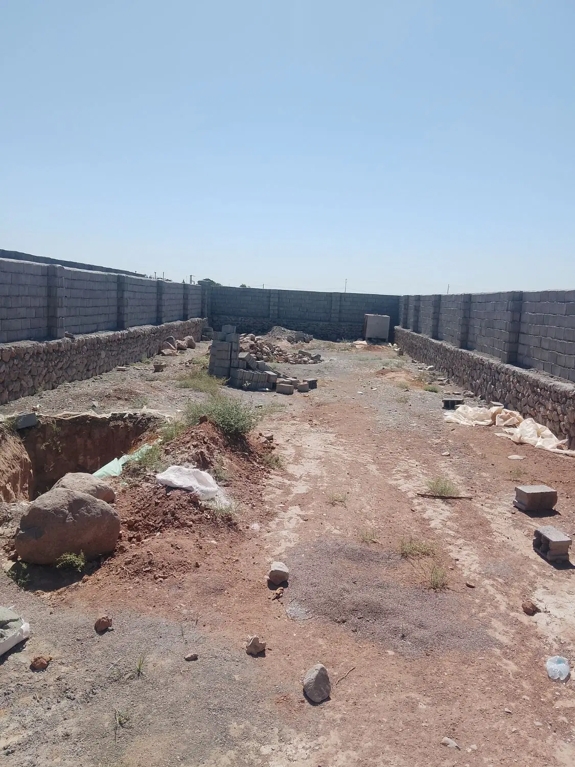 300متر زمین در روستای فیلخانه