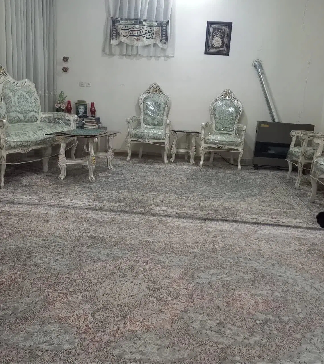 خانه ویلایی سه طبقه دو نبش