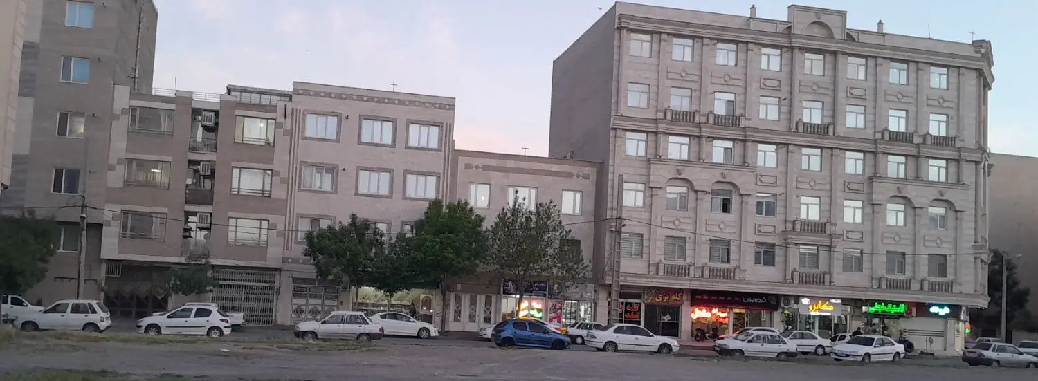 ۲۸ متر مغازه تجاری در پردیس یک اراک