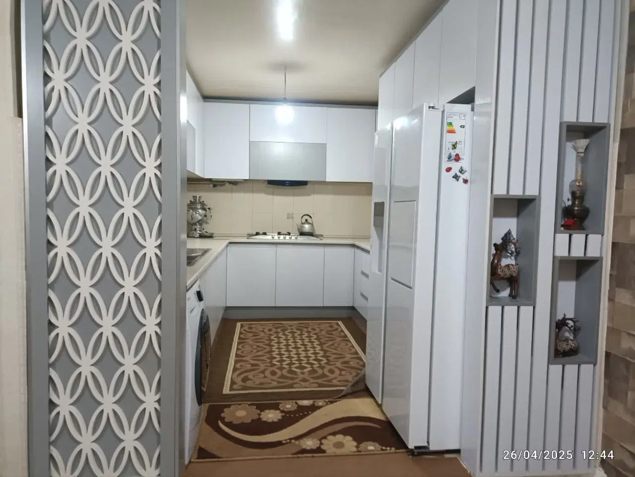 خانه 60متری راه جدا دارای حیاط برای پارک موتور