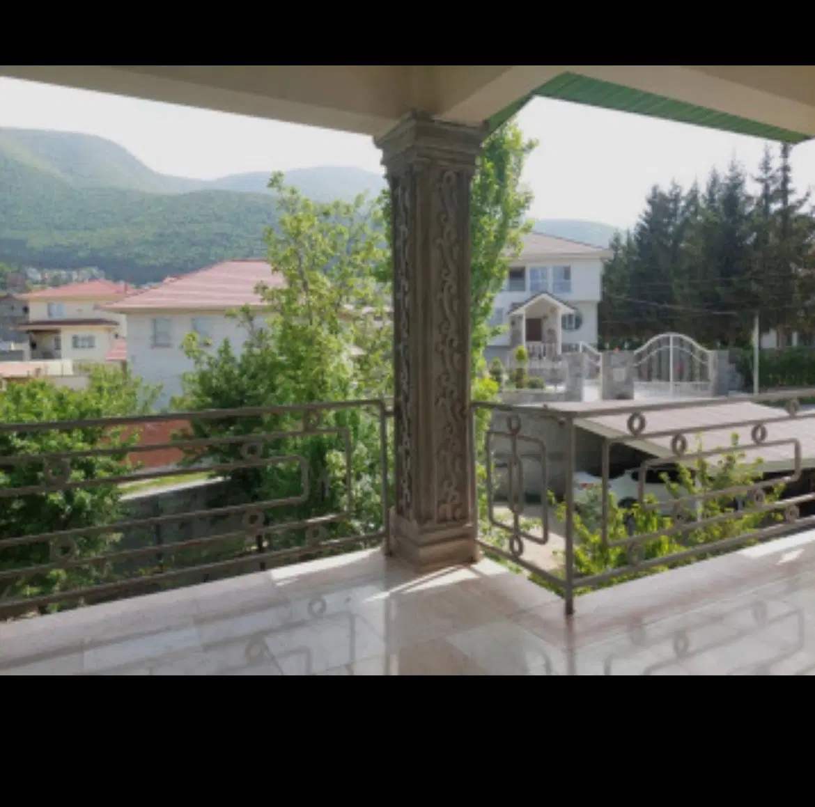 ویلایی شهرک پارادایز