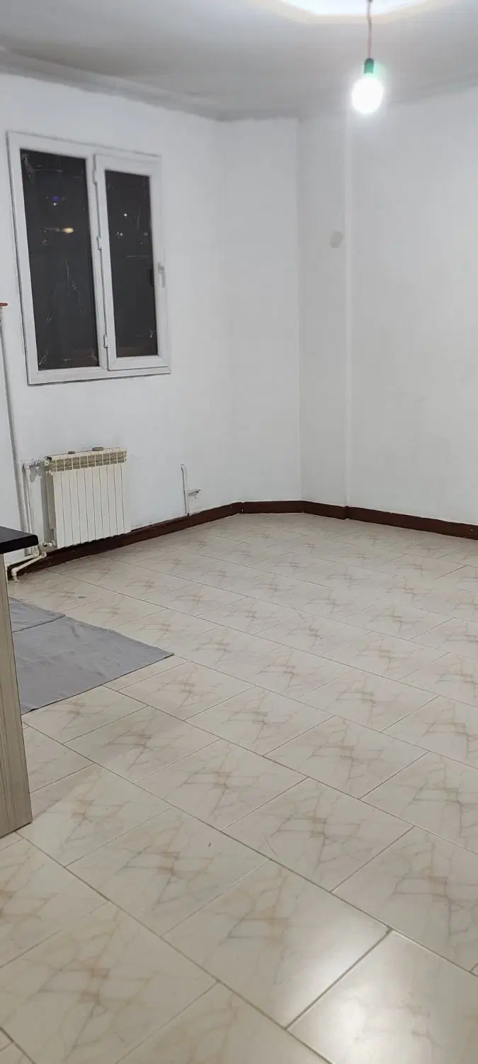 کارگاه اجاره ای درشهرطلاییه 150متری