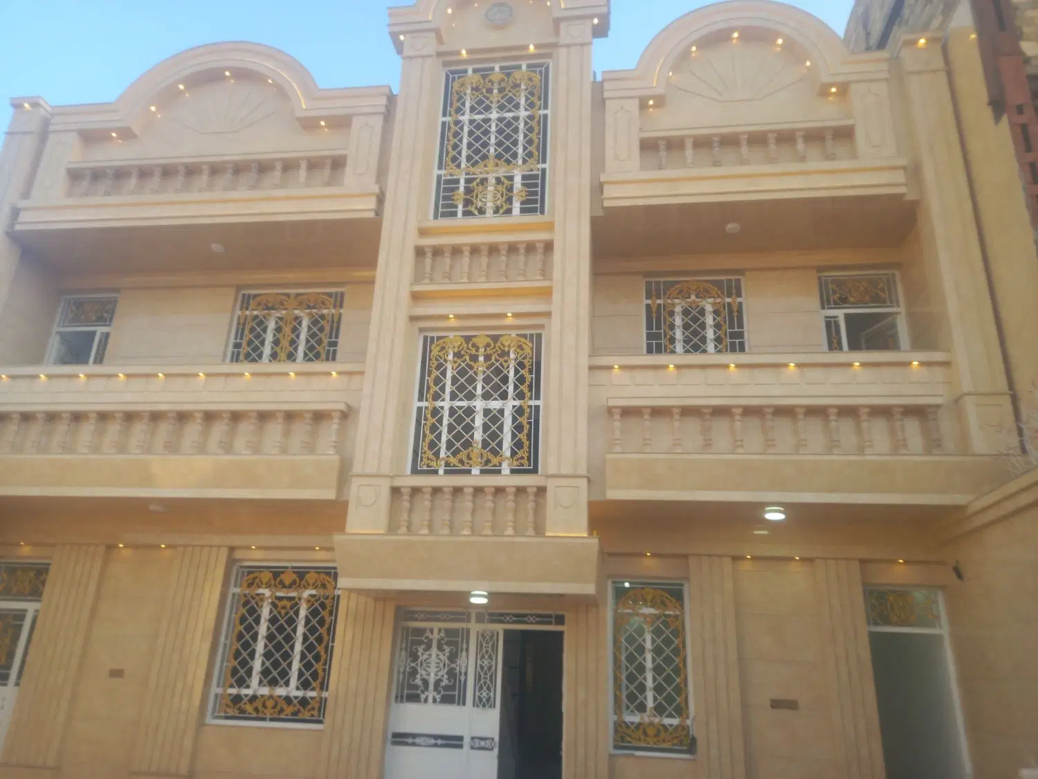 سلام زمین فروشی مرزبانی سیادک